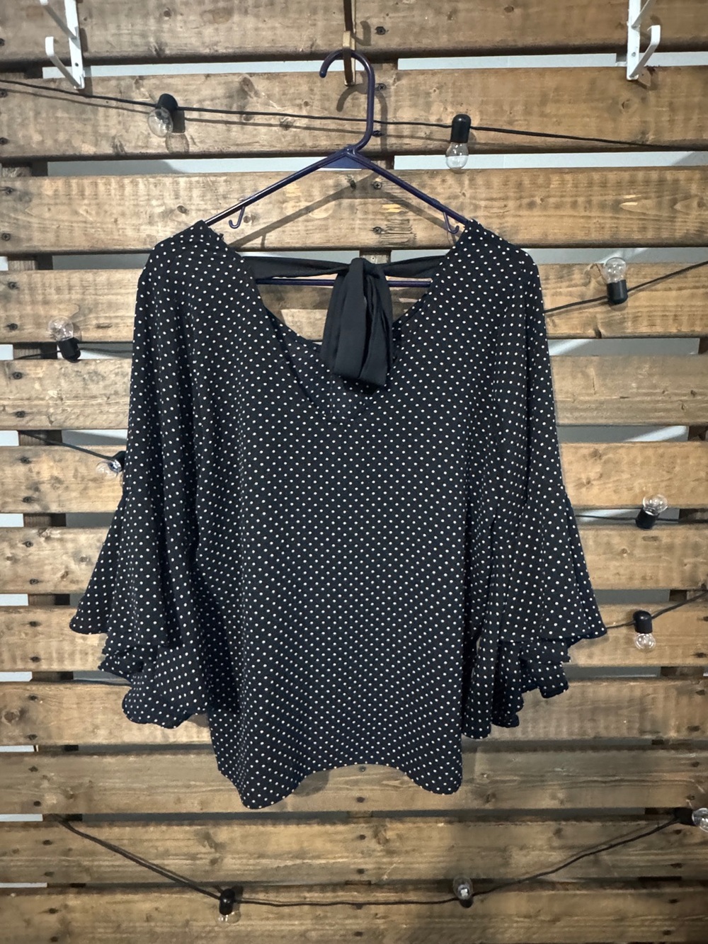 Green Envelope Los Angeles Polka Dot Bell Sleeve Tie Back Blouse M